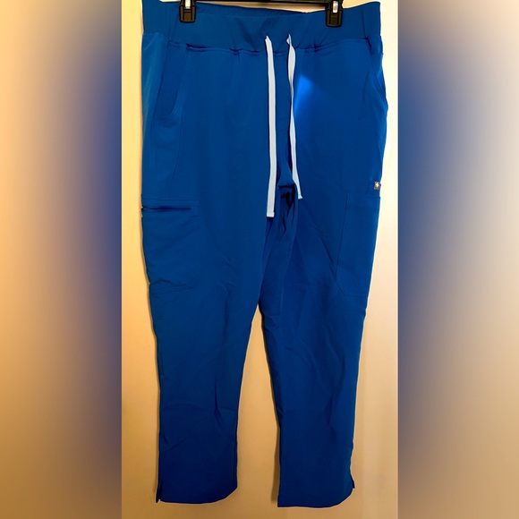 Figs High Waisted Yola Skinny Scrub Pants 2.0 - Picture 3 of 5